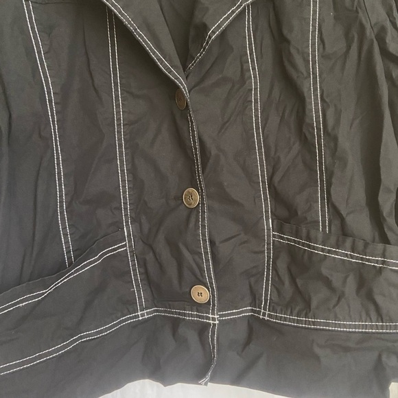 CHICO'S Women's Lightweight Jacket Black Button Front Size 2 / Medium - Picture 3 of 10